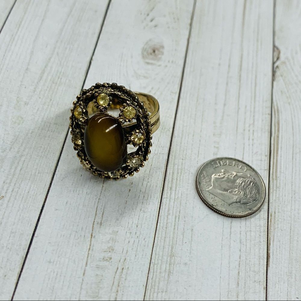 Olive Stone Crystal Gold Ring‎